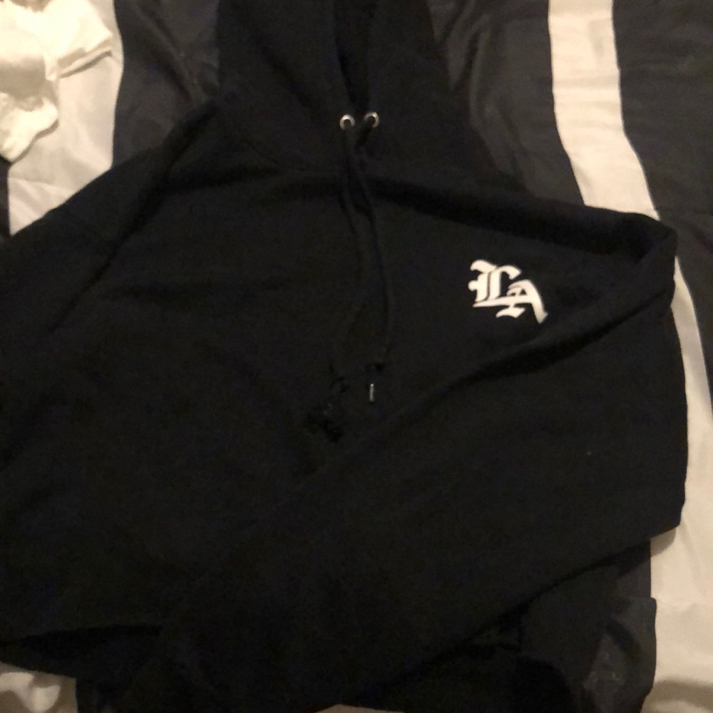 black crop top LA sweater forever 21